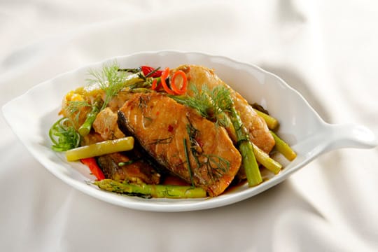 Cá hồi kho nước tương