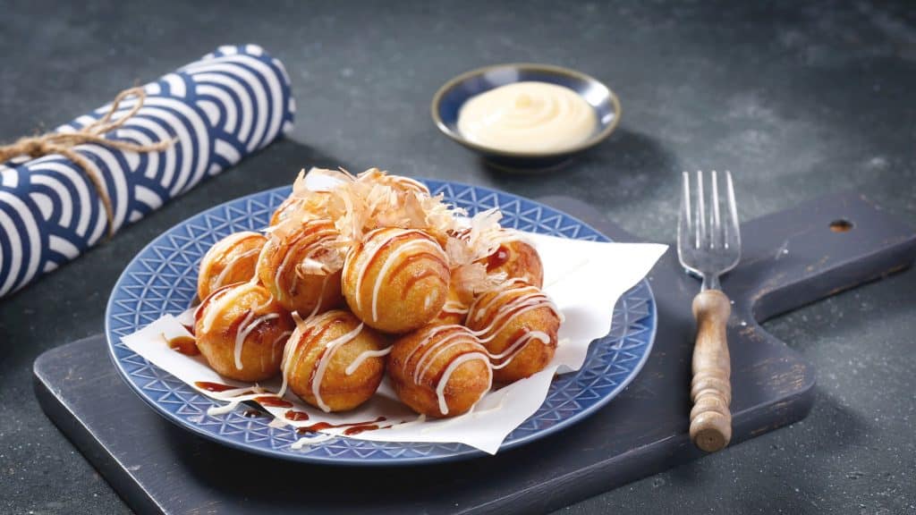 Làm bánh Takoyaki không khó như bạn nghĩ